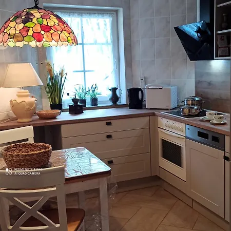 Roswitha Am Park Apartment *